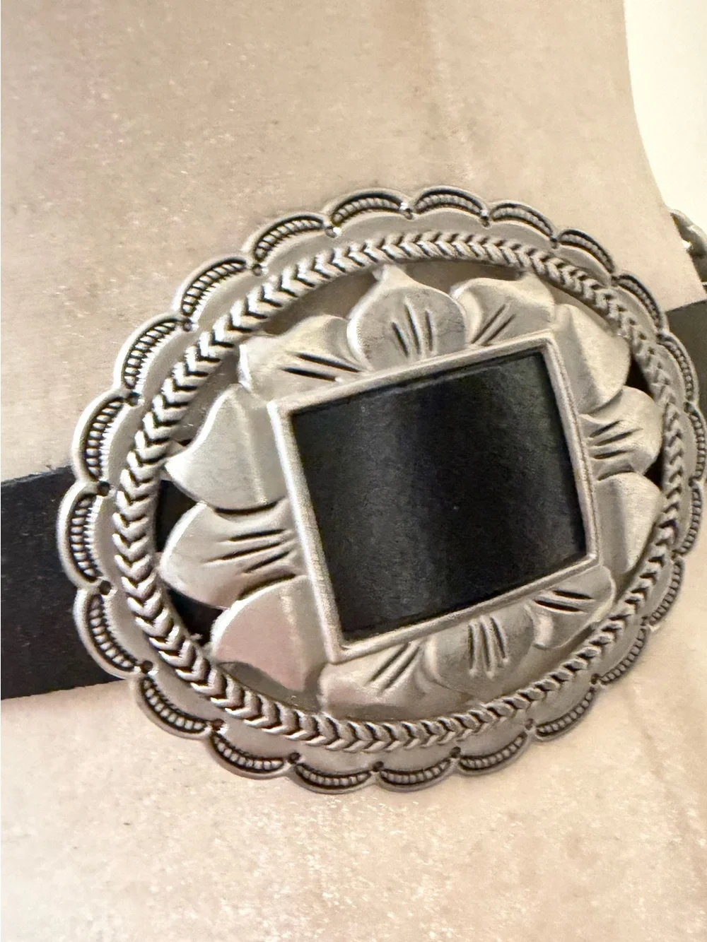 MW Most Wanted  Black Genuine Leather Silver Concho Country Western Belt